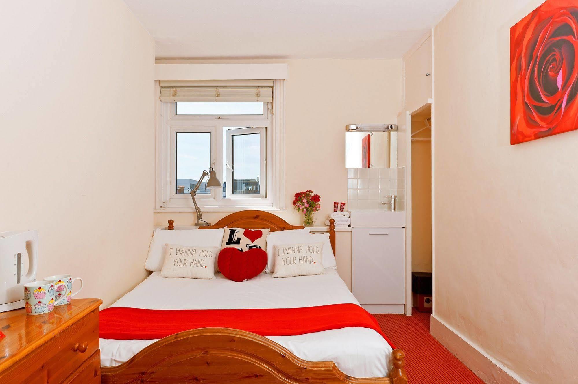 Готель Strawberry Fields Brighton Екстер'єр фото
